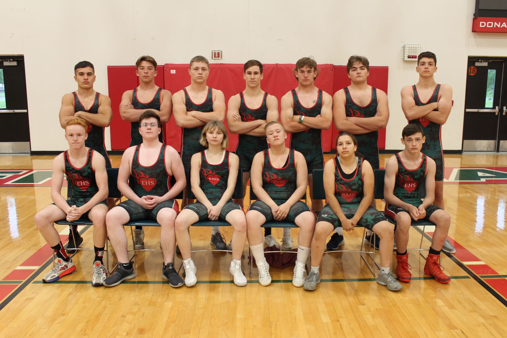 2021 Effingham Wrestling Team Photo.jpg